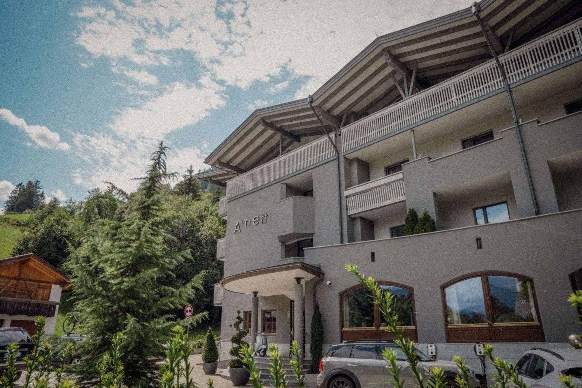 Anett Hotel Βιπιτένο Εξωτερικό φωτογραφία
